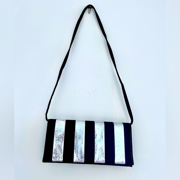 💥NWT💥Frenchy of California by Robert Ferenc Snakeskin & Satin Vintage Clutch💥 - Picture 2 of 12